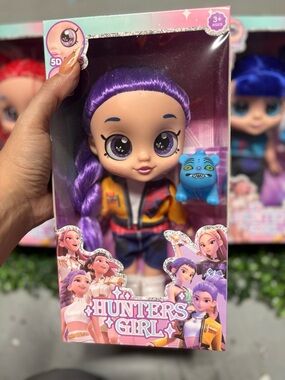 K pop Demon Hunter doll musical Collectible, 5D Eyes - Rumi -10”